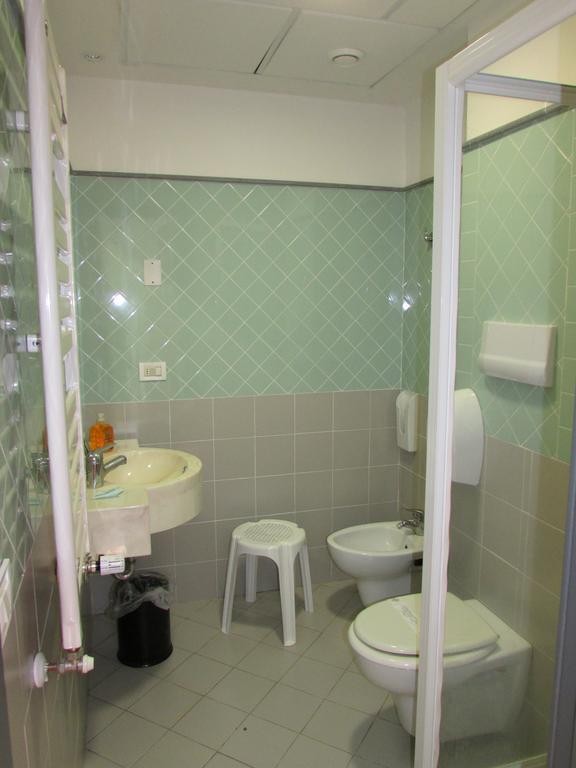 Emmaus Hotel Zafferana Etnea Quarto foto